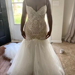 Custom Valdrin Sahiti  Wedding Dress Size 12